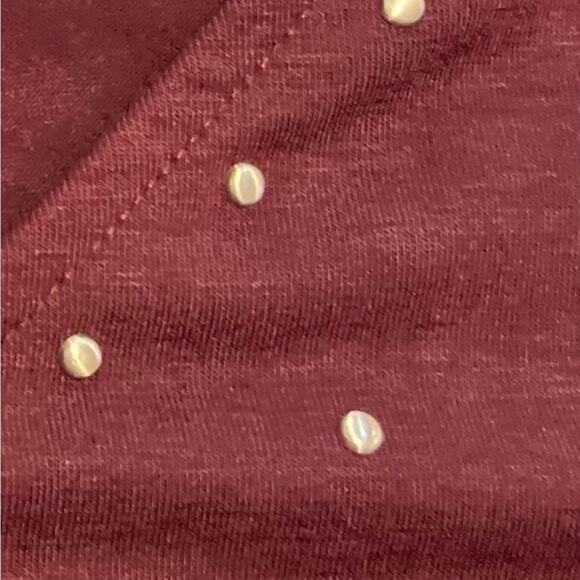 Catherines Black Label short sleeve knit maroon top round studs on front size 2X - Picture 10 of 10